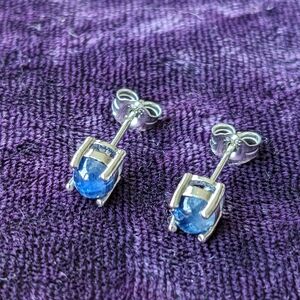 New Stud Earrings With 1.5 cttw Natural Untreated Earth Mined Blue Sapphires